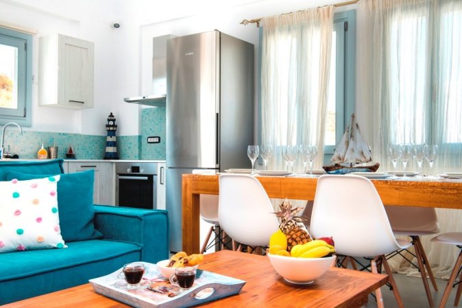 SANTORINI SEA FRONT PRIVATE VILLA WITH POOL ! — photo 6