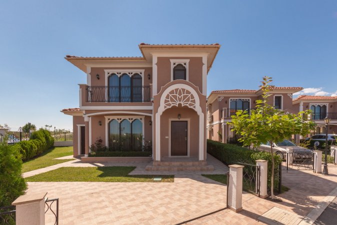 Villa "Romance" — photo 1