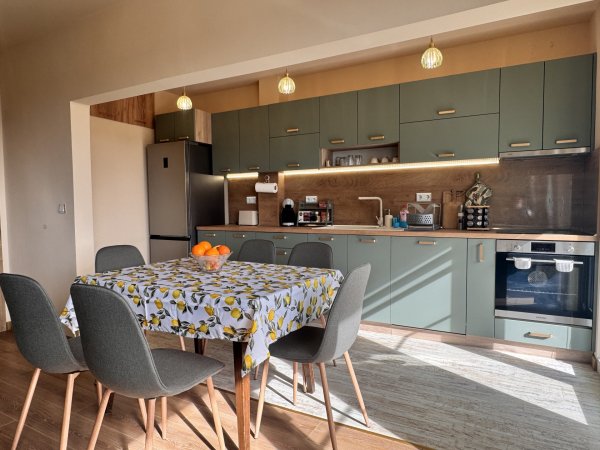 Spacious 3 Bedroom Apartment - Laveli — fotografie 2