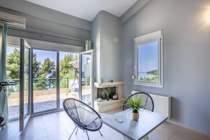 Viorelis Sea View Villa — photo 2