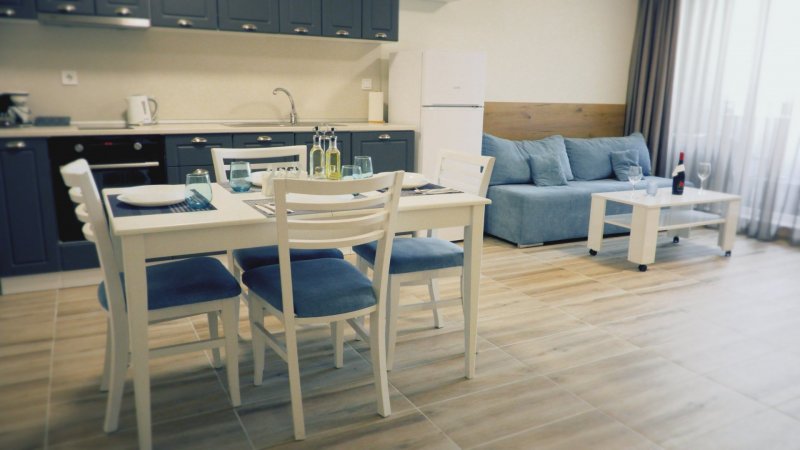 South apartment №50 with included underground parking space in Papaya complex — photo 2