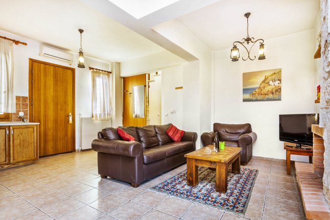 Aphrodite Villa [Akritas Ef Zin Villas & Suites] — photo 4