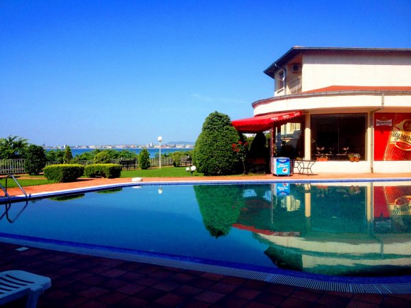 Sun palace apartaments and villas — photo 3