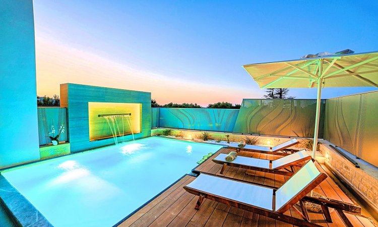 Perla Villas 2 Heated Pools