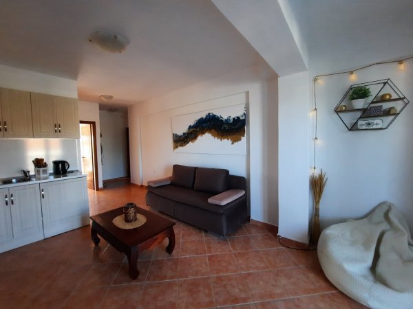 Sea the Art apartment