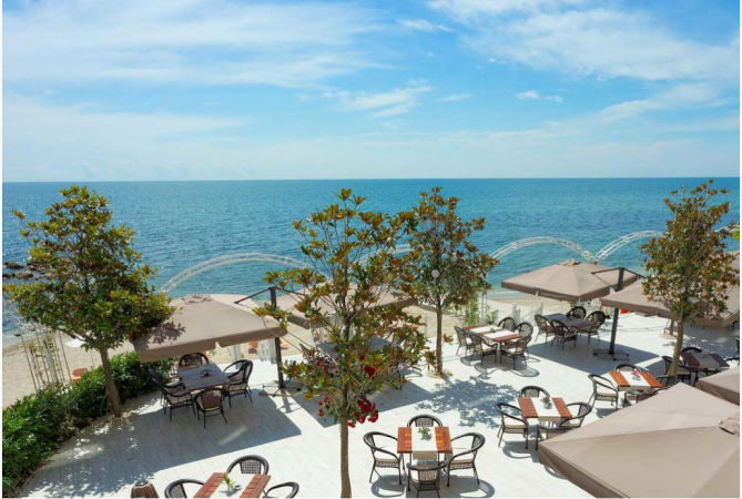 One bedroom apartment in "La Mer" complex