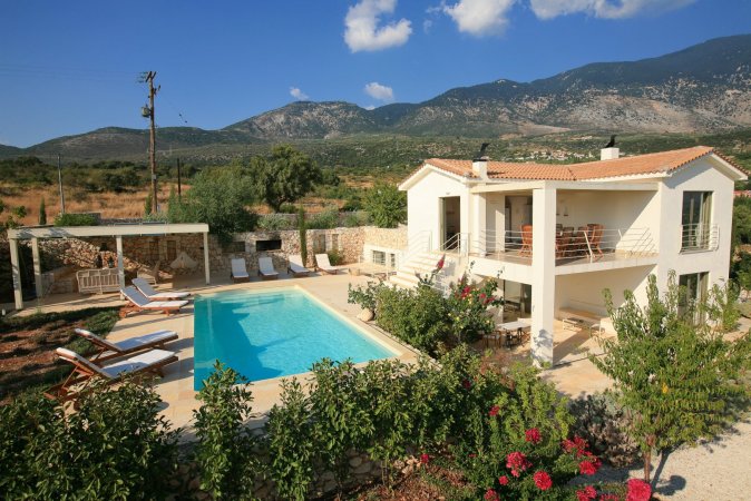 Ideales Resort Grand 4 bedroom villa Linatela — photo 1