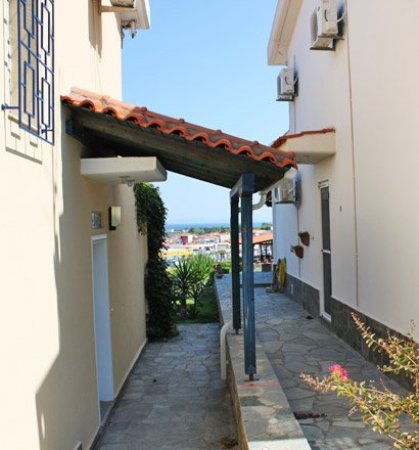 3 bedroom house in Chanioti — photo 4