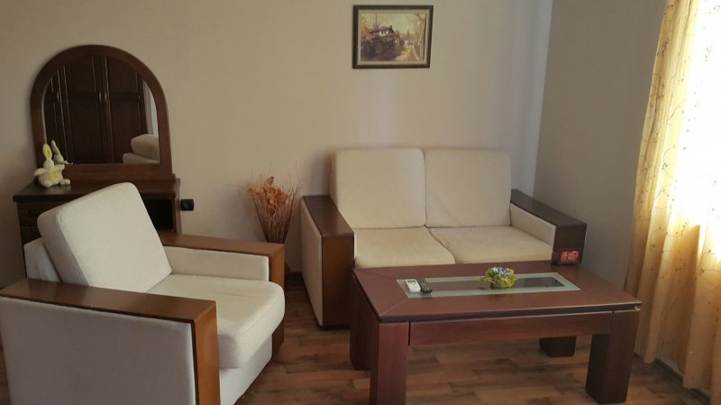 Family Boutique Winery & Pensiunea Kiossev — photo 2