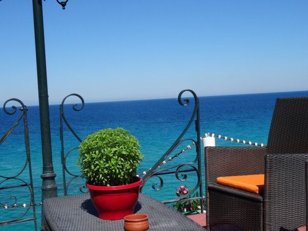6-star Holidays in a stunning Villa with panoramic and unlimited view of the endless blue — photo 3