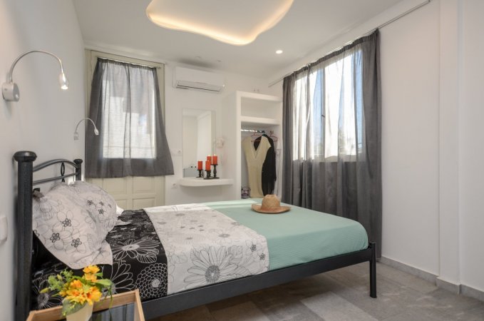 DEPIS SUITES DOUBLE ROOM SAINT GEORGE NAXOS — фото 1