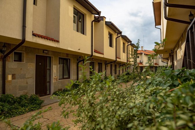 IMPERIAL HEIGHTS * Menada Apartments * Family Vila — photo 3