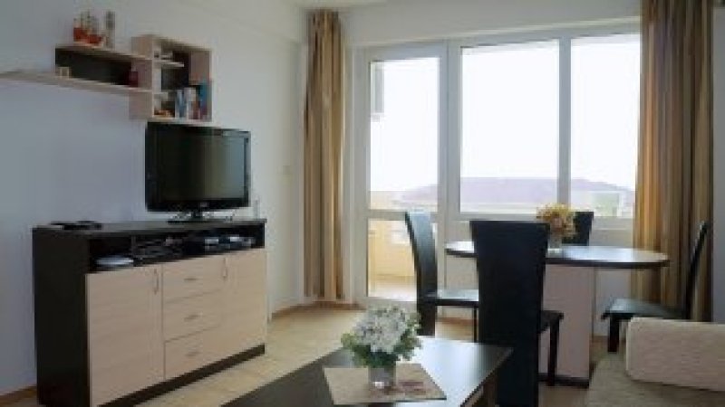 Apartment with 2 bedrooms in Sveti Vlas — photo 2