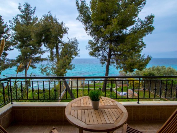 Beachfront Villa by Halkidiki Villas — photo 5