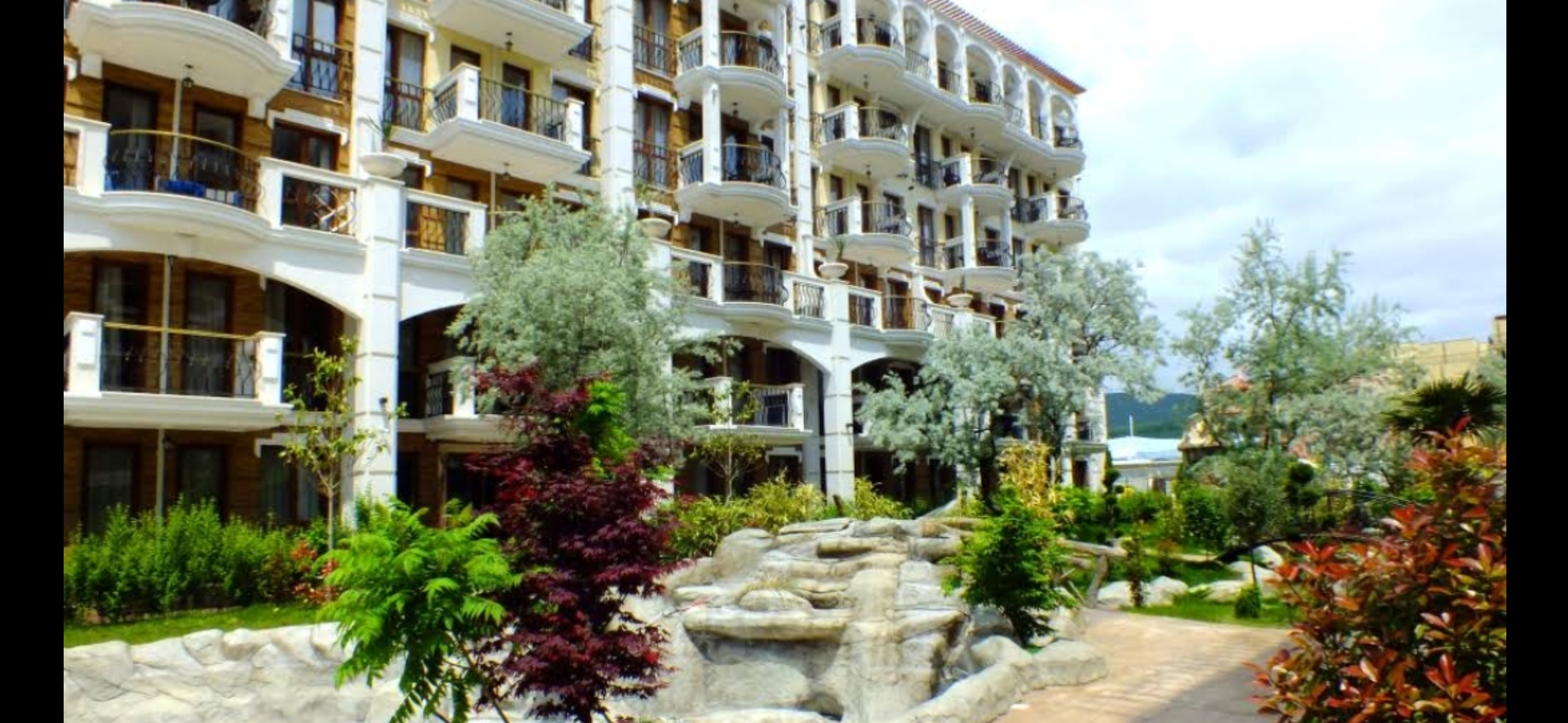 LUX 1+1 HARMONY SUITES 8-9